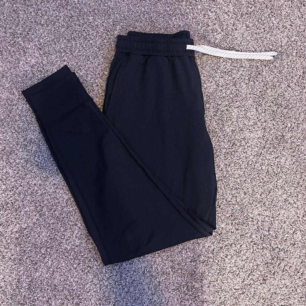 Vuori Sunday Performance Jogger Ink Heather